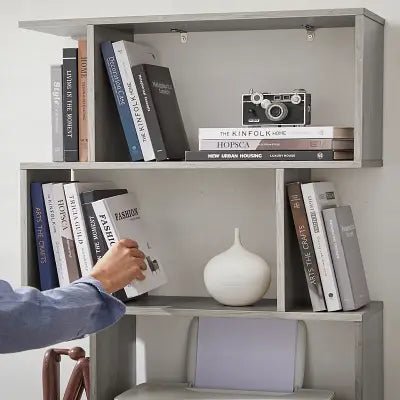 etagere bois main prend livre décorations livres rangés