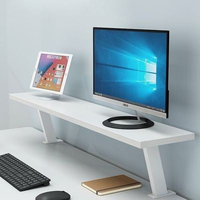 bureau étagère écran tablette clavier souris cahier