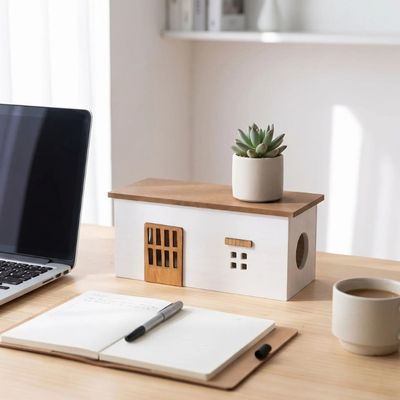 cache cable telephone sur bureau ordinateur cahier stylo