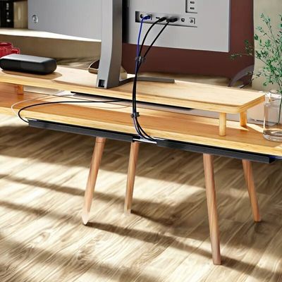 goulotte cable cache fils écran souris clavier derrière bureau