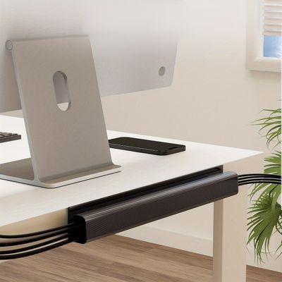 goulotte cable derrière bureau horizontalement