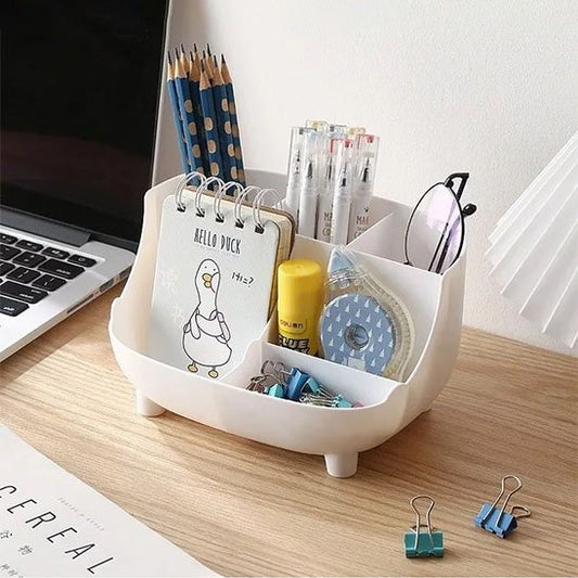 organiseur de bureau blanc fournitures liquide correcteur sur bureau