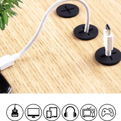 passe cable bureau organise fils sur table