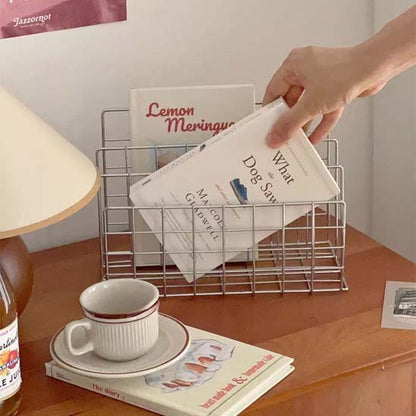 range document main range livre sur bureau