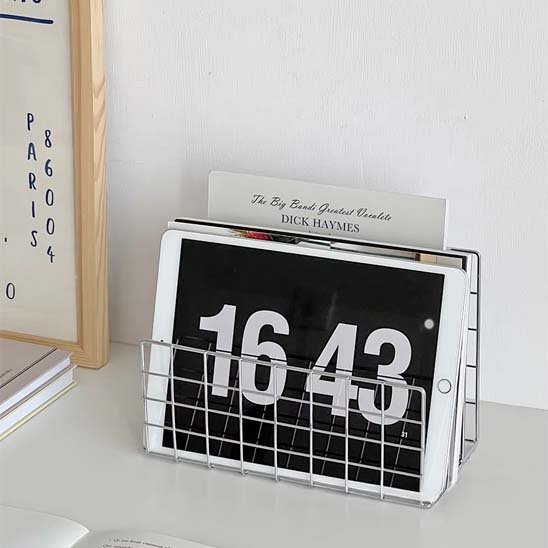 range document tablette rangé avec livre