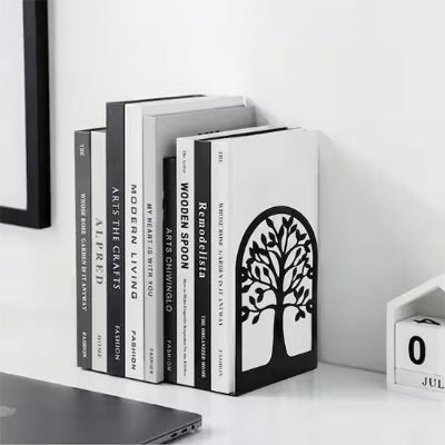 serre livre metal sur bureau