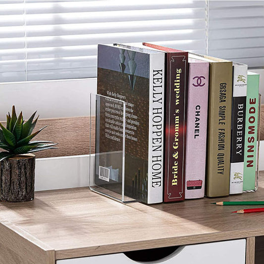sur etagere bois serre livre montre translucidite