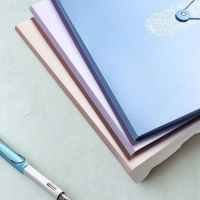 trieur 3 différentes couleurs crayon